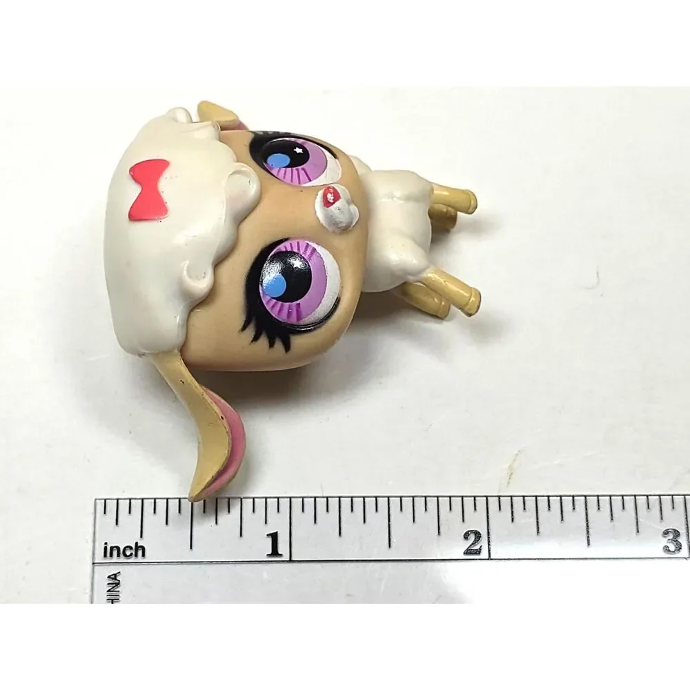 Littlest Pet Shop LPS Cuddliest Lamb Sheep Figure Pink Bow Purple Eyes Star